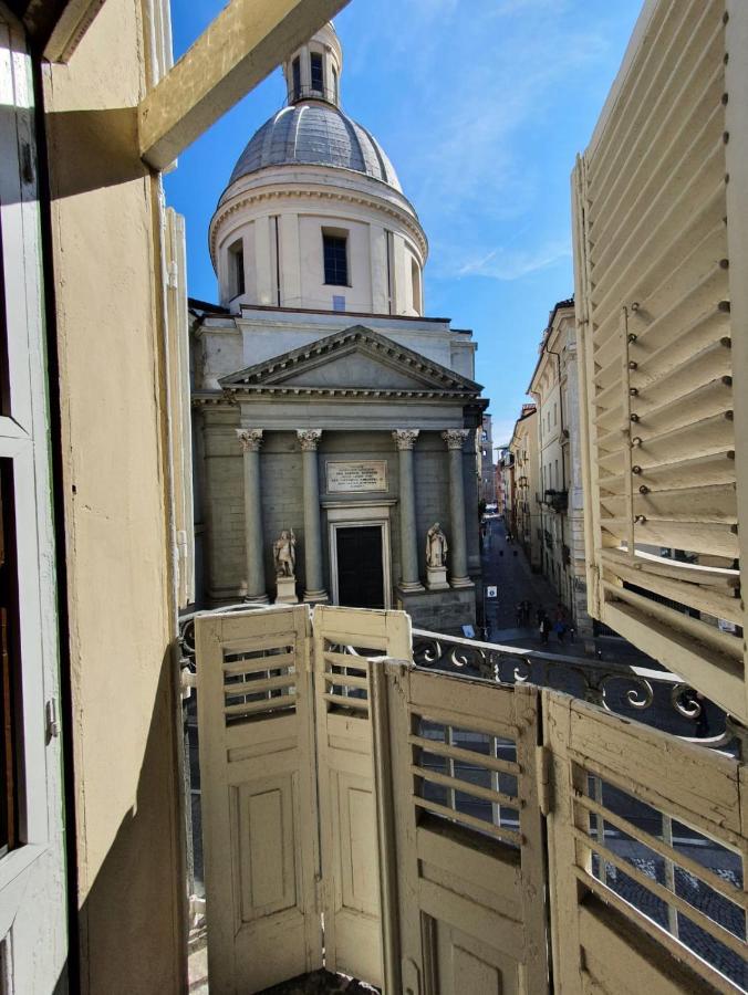 Turin Center Quadrilatero Apartment Bagian luar foto